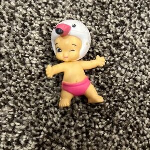 Twosies Baby mini figure